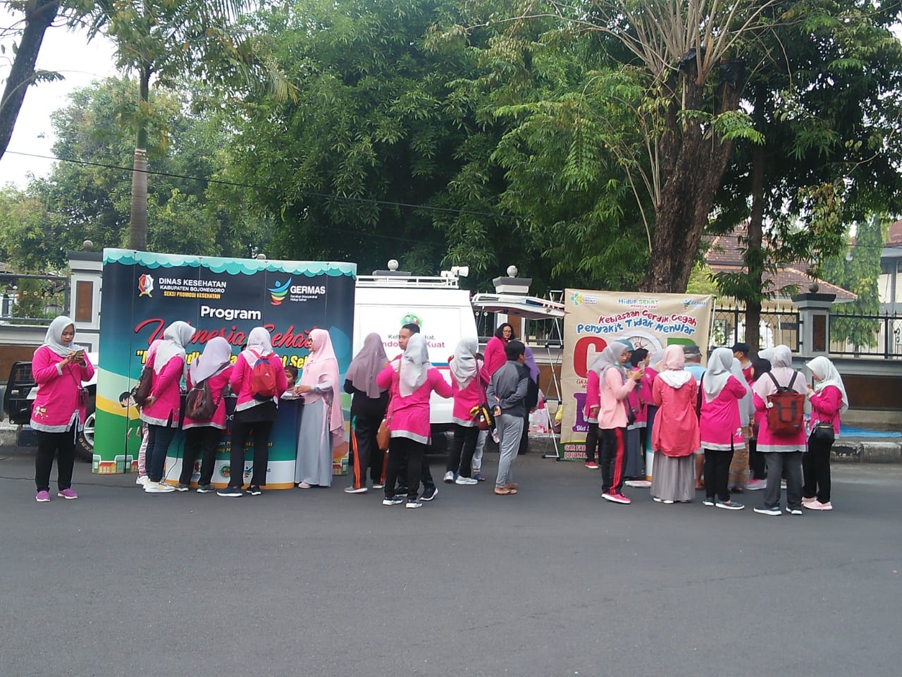 Kegiatan Sosialisasi Program Indonesia Sehat dan Cara Cegah Penyakit Tidak Menular